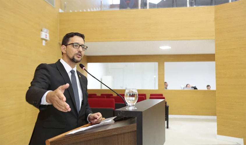 Emendas destinas por Anderson Pereira atendem escolas em Vilhena e Porto Velho