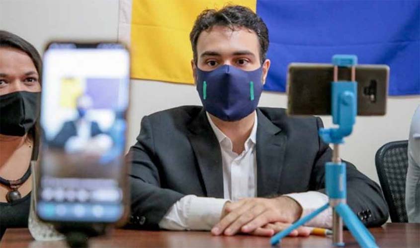 Quatro anos depois, grandes temas ainda  precisam ser discutidos, lamenta Vinicius