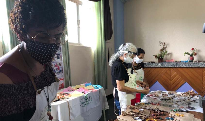 Agevisa retoma agenda para exposição de biojoias produzidas por pessoas com história de Hanseníase