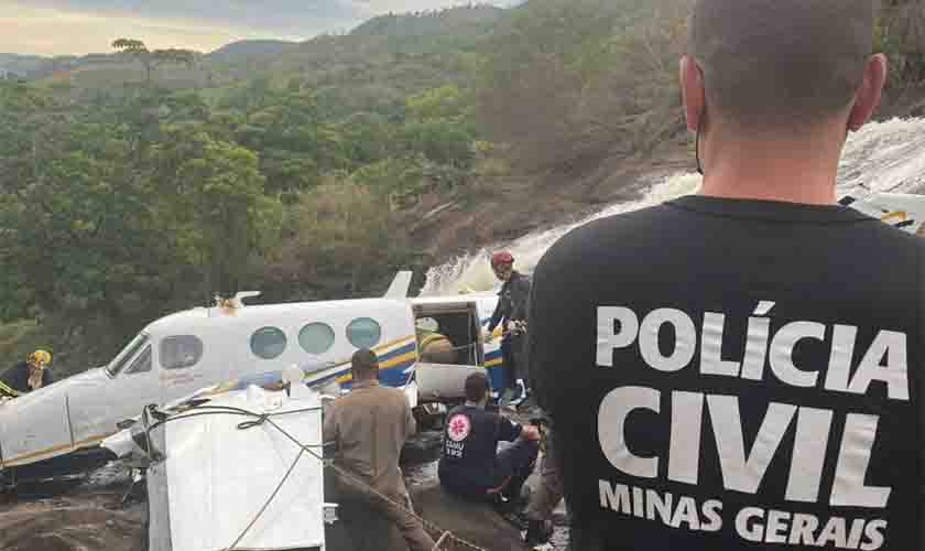 Cantora Marília Mendonça morre em queda de avião em Minas Gerais
