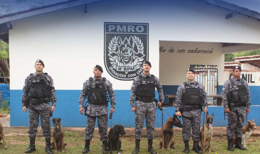 4º BPM homenageia equipe do Canil no Dia do Cachorreiro