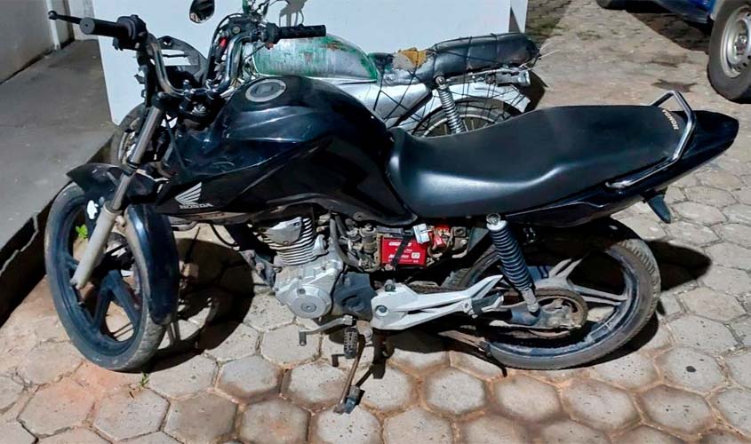 Ji-Paraná: PM recupera moto furtada e apreende menores