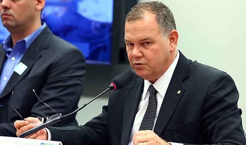 Em audiência com Bolsonaro, Mosquini pede atenção para regularização fundiária em Rondônia