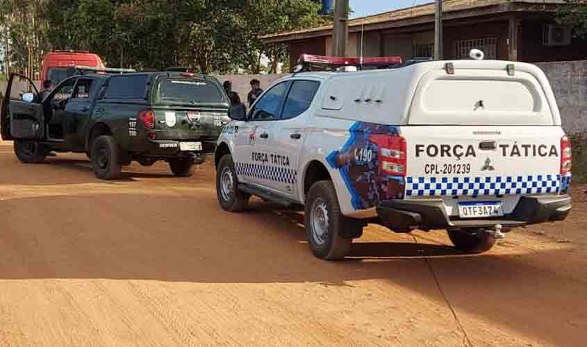 Durante funeral de policial militar, dupla acusada de assaltos e assassinato acaba presa 