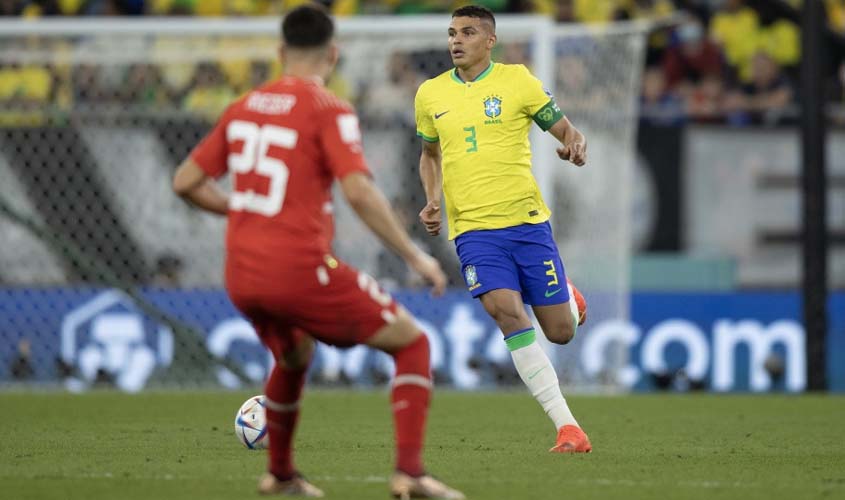 Capitão do Brasil, Thiago Silva exalta força do sistema defensivo 