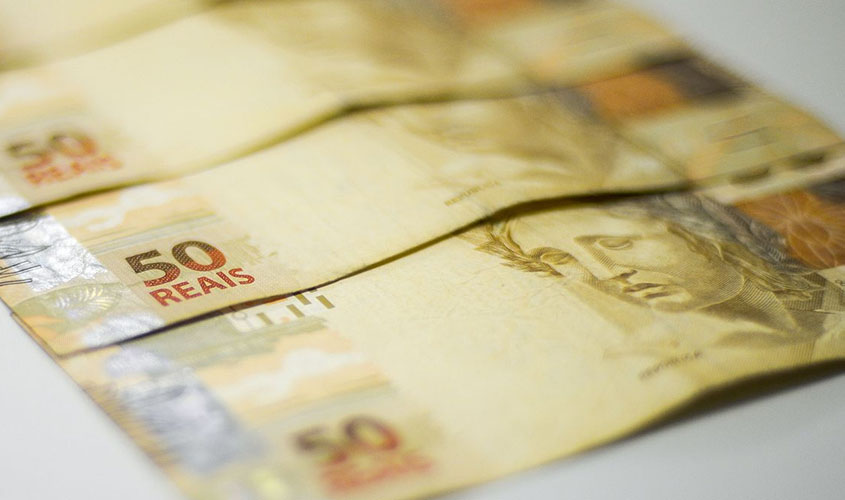 Limite de juros para cheque especial começa a valer hoje