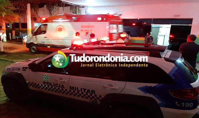 Homem é baleado nas pernas por não aceitar namorado da enteada usando droga na frente de casa