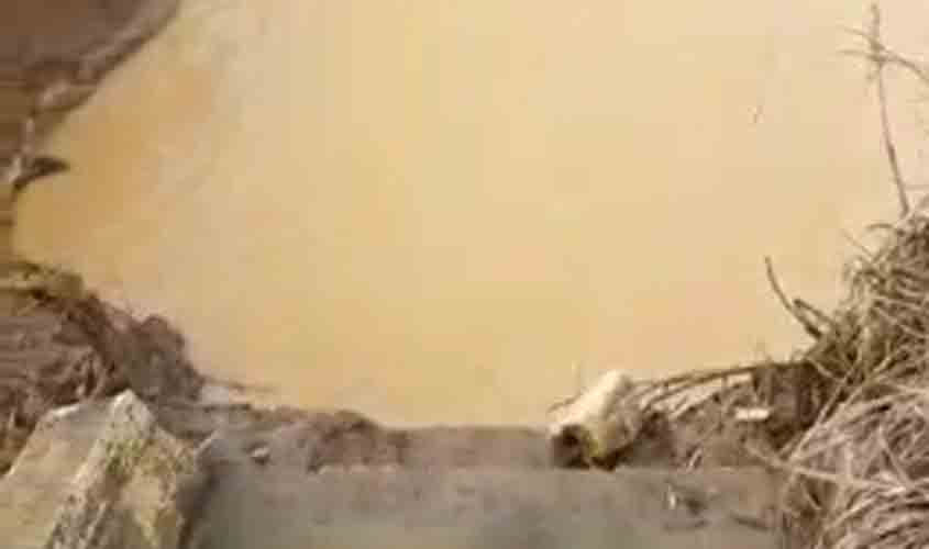 DER atende ao deputado Adelino Follador e executa limpeza de bueiros na RO-257, distrito do 5º BEC