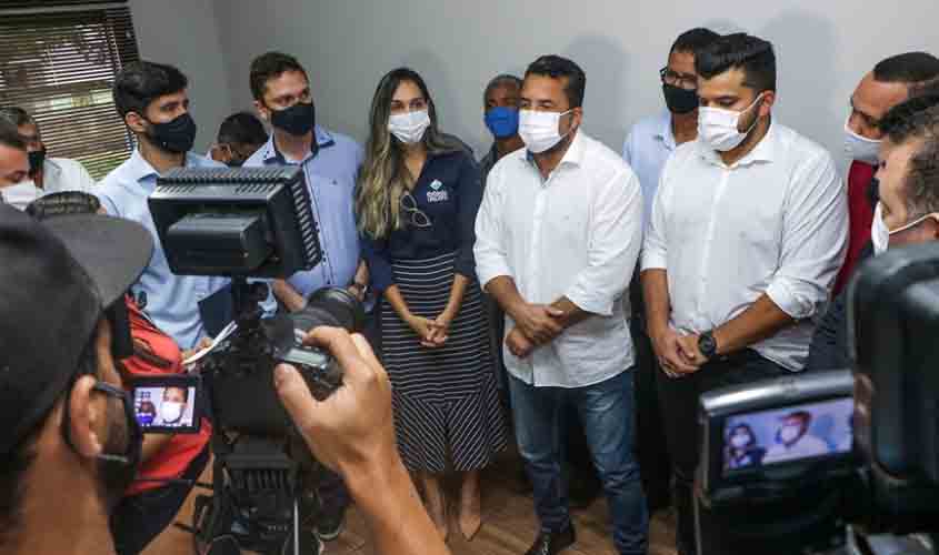 Prefeitura e Estácio Unijipa firmam convênio com desconto para servidores municipais