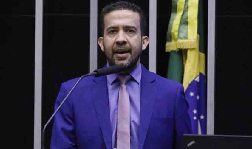 André Janones se lança candidato a presidente da Câmara