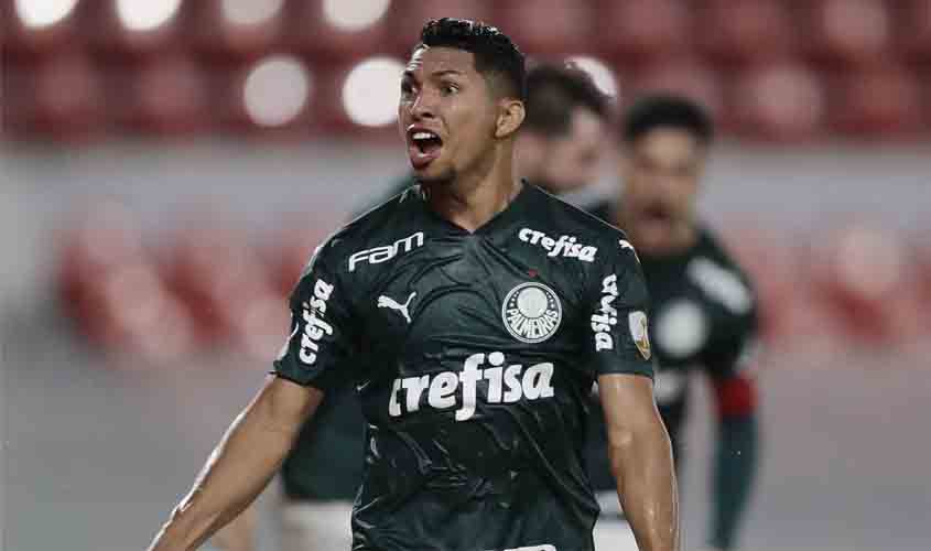 Palmeiras vence River Plate e está perto da final da Libertadores