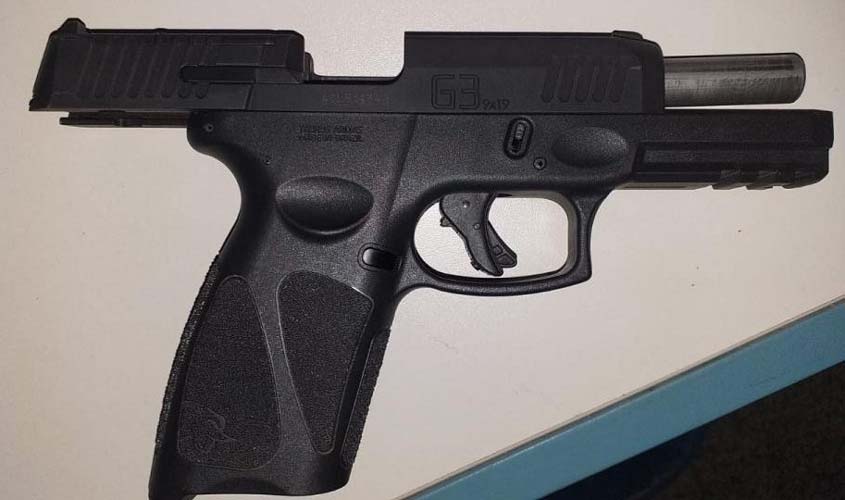 Polícia Militar prende homem armado após ameaças