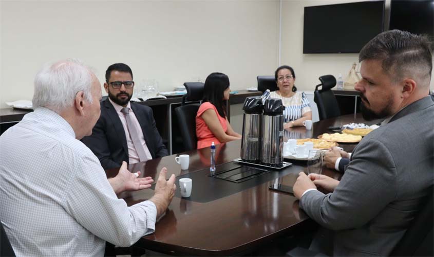 Presidente das OABs de Rondônia e do Acre se reúnem com novo presidente do TRT-14