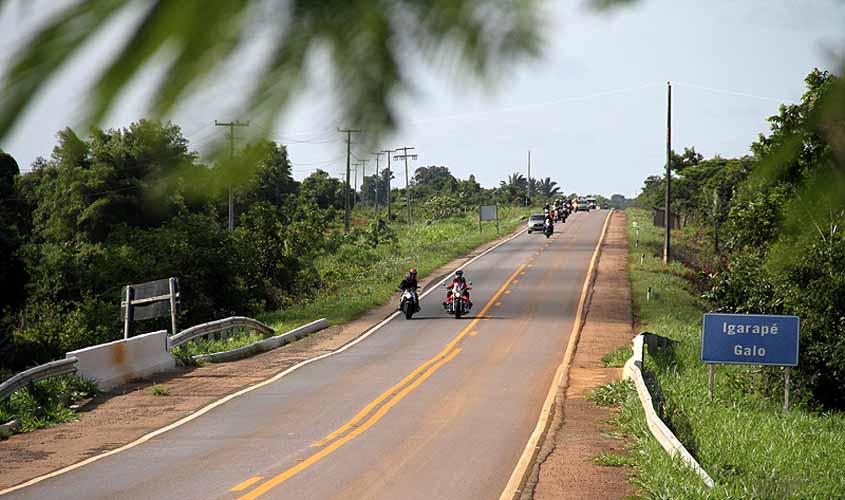 Ministro da Infraestrutura se compromete a recuperar e asfaltar a BR-319