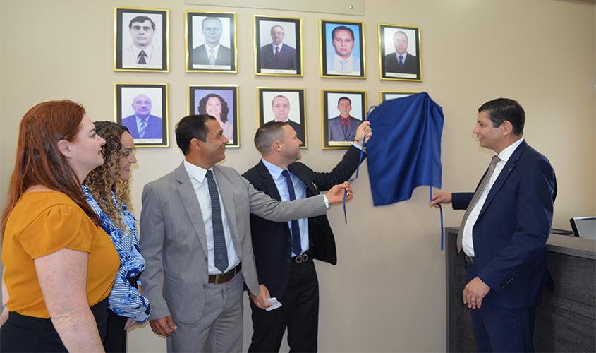 Descerrado em Ouro Preto do Oeste quadro de ex-presidente da Subseção