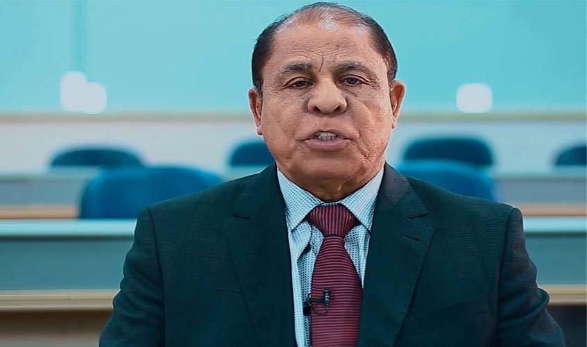 Laerte Gomes entrega título de Cidadão do Estado ao ex-deputado Constituinte Sadraque Muniz