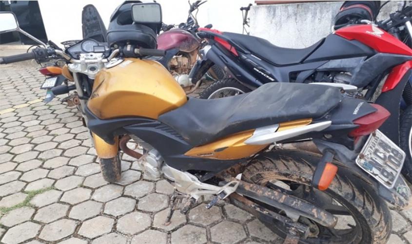 Polícia Militar prende foragido do Presídio Agenor suspeito de roubo nesta madrugada, em Ji-Paraná