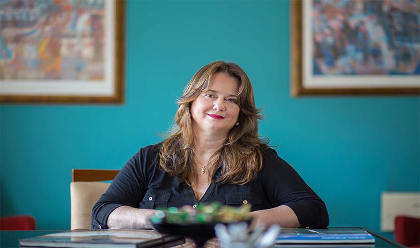 Importunação sexual no carnaval é crime e você DEVE denunciar