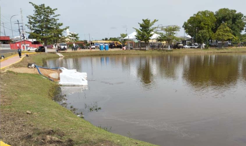 Limpeza urbana é realizada por equipe especializada 