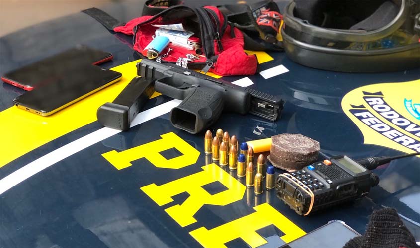 PRF prende dois homens que haviam acabado de executar ex-presidiário