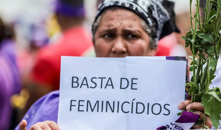 Relatório aponta 12 mulheres vítimas de violência por dia