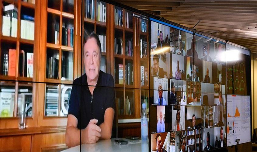 Projeto suspende até o fim do ano tarifas de transferências bancárias  