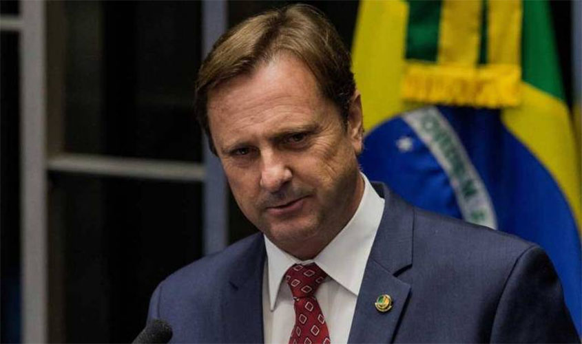 Senador Acir Gurgacz apresenta projeto para suspender a cobrança de empréstimos consignados de aposentados e pensionistas