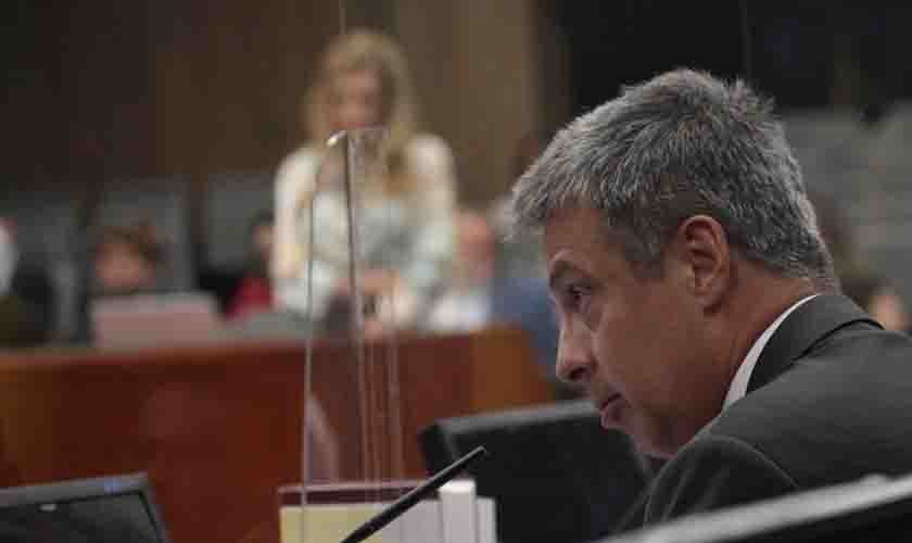 CNJ pune magistrada com advertência por excesso de linguagem em decisão