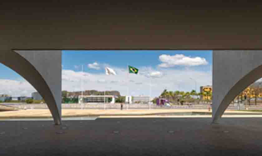 Ministro Alexandre de Moraes prorroga por mais 60 dias inquérito que investiga Bolsonaro por declarações sobre vacinação