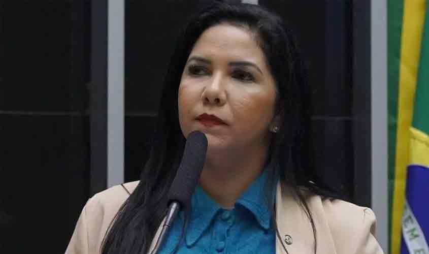 Indignada com a mentira, deputada federal Cristiane Lopes desmente, com documentos e provas, fake news sobre suposta emenda de R$ 500 mil para padaria