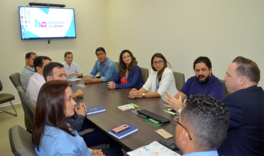 Em visita técnica, fiscalização do TCE conhece práticas e procedimentos de hospital em Porto Velho