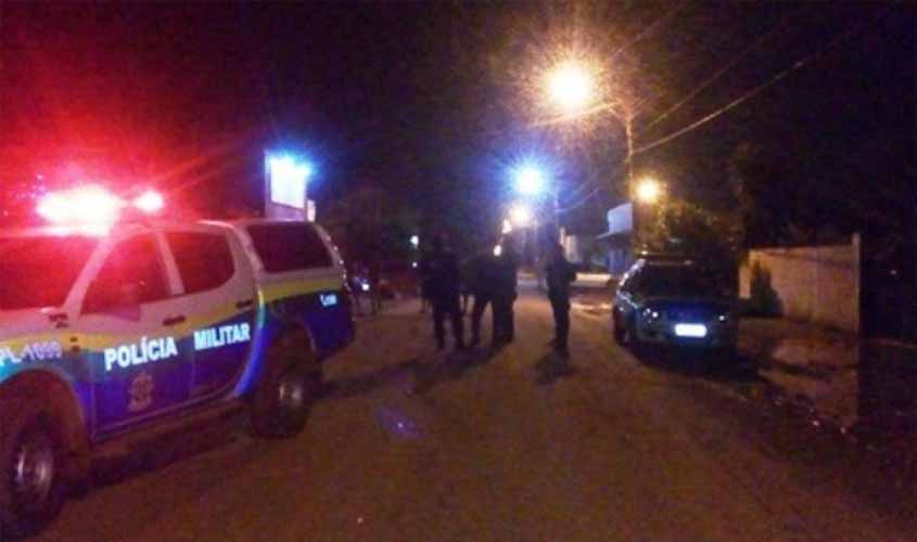 Rapaz de 18 anos tentar matar o próprio pai a facadas em Chupinguaia; testemunha tenta evitar e também é atacada