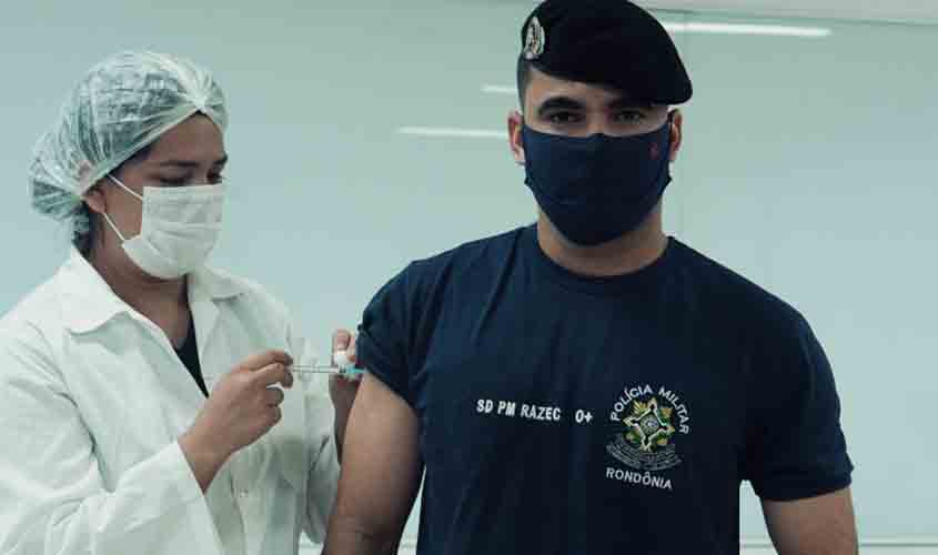 Mais de 400 profissionais da segurança e salvamento são vacinados em Porto Velho