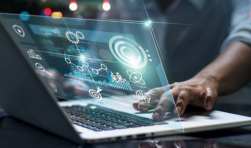 Governança e fiscalização da inteligência artificial são temas de debate da comissão de juristas  