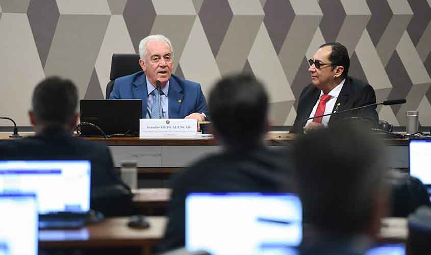 Fim da reeleição volta à pauta da CCJ