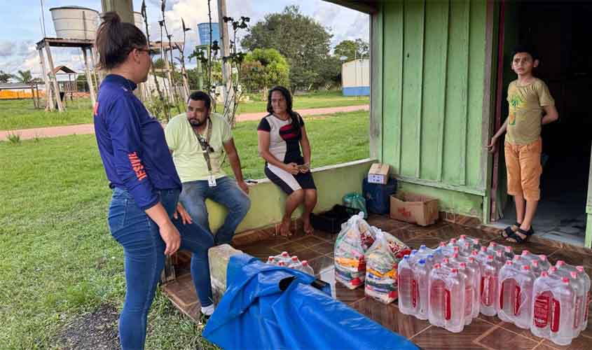 Defesa Civil realiza ação humanitária em comunidades rurais atingidas pela cheia do rio Madeira