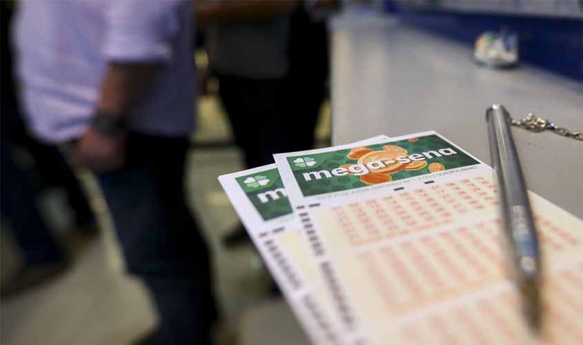 Mega-Sena acumula e vai pagar R$ 70 milhões no sábado