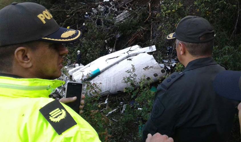 Chapecoense é condenada a indenizar pais de vítima de acidente aéreo