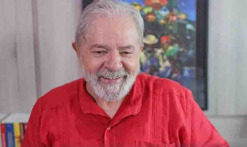 Lula tem menor rejeição para 2022 e Bolsonaro, a maior