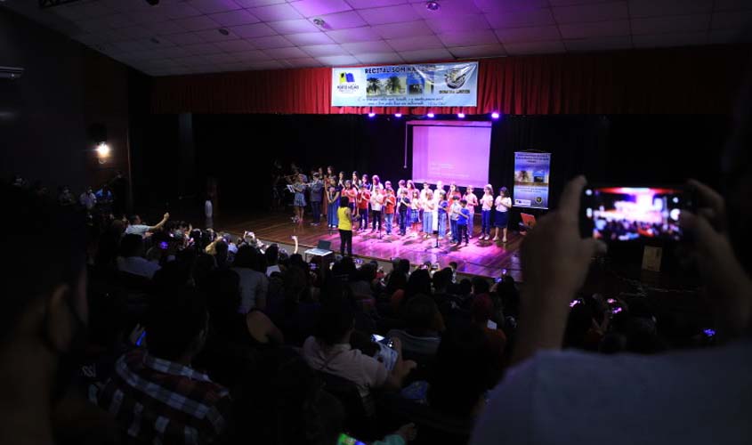 Concerto musical marca o encerramento do semestre do Centro Municipal Som na Leste