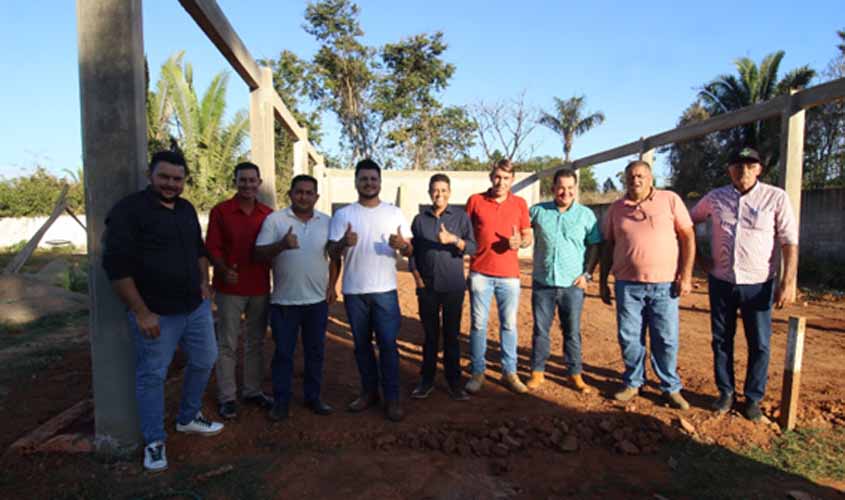 Deputado Marcelo Cruz participou de solenidade em Monte Negro