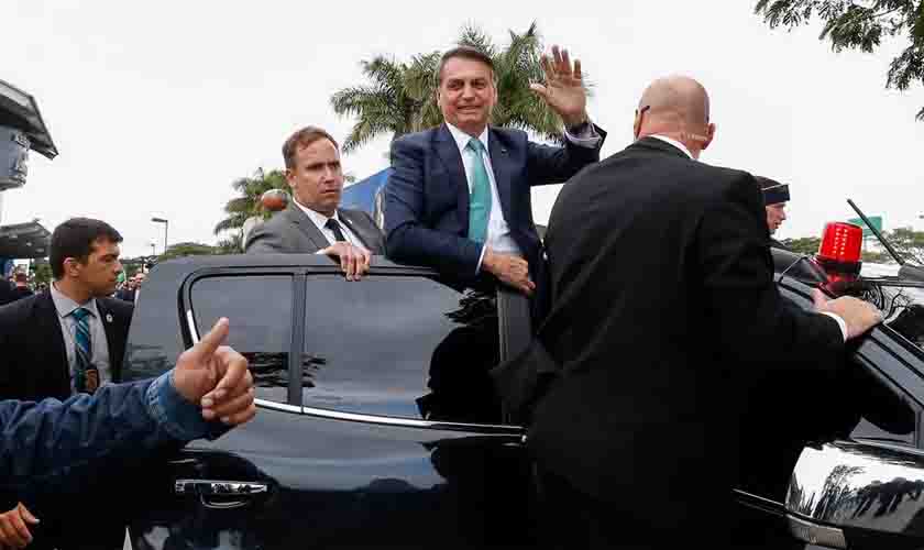 Bolsonaro insulta Barroso: 