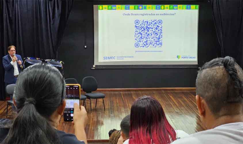 Moradores participam da primeira audiência pública da LOA 2026 e apresentam propostas sociais