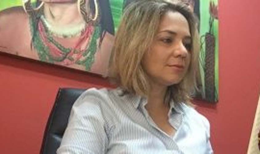 Luciana Oliveira se compromete a lutar pela efetivação da lei que garante repasse mínimo do orçamento ao Fundo Estadual de Cultura
