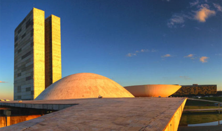 Reformas da Previdência e tributária avançam no Congresso Nacional