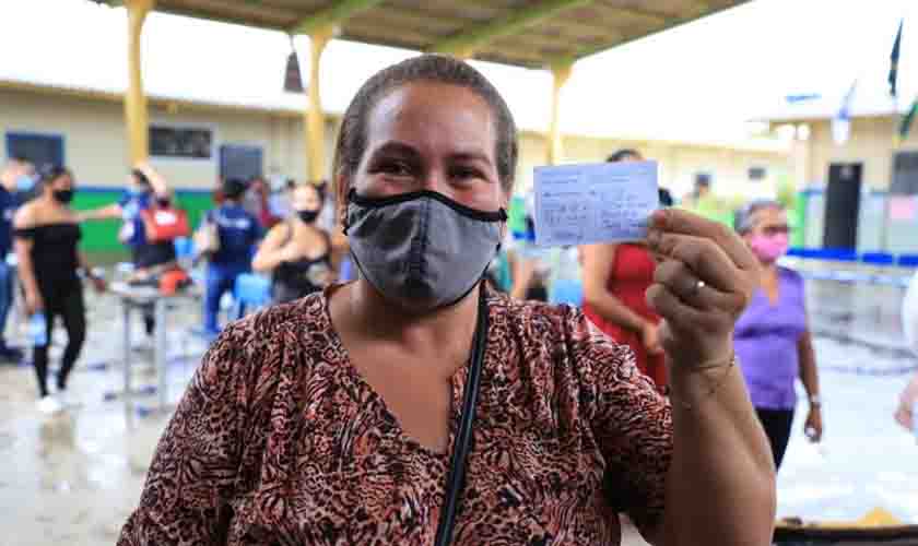 Vacinação é transferida do campus da São Lucas para a Faculdade Fimca com primeira e segunda dose