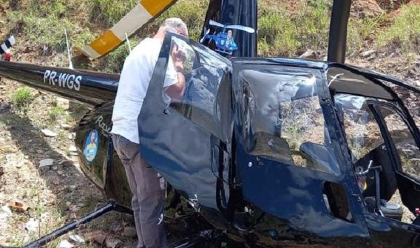 Helicóptero que transportava políticos cai na Bahia