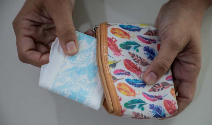 Mulheres em vulnerabilidade social receberão absorventes gratuitos