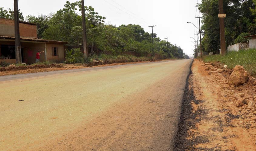 Pavimentação da avenida Calama e reforma do residencial Porto Belo I são vistoriadas