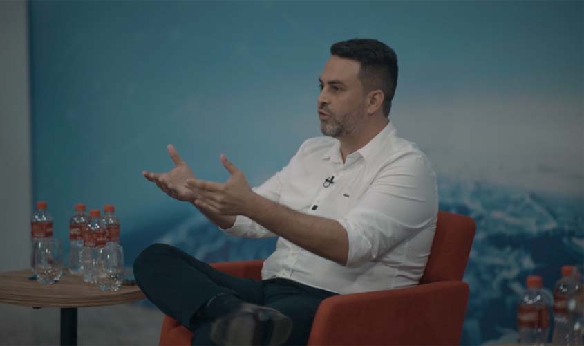 Léo Moraes diz que vai criar “atos de coragem de gestão”